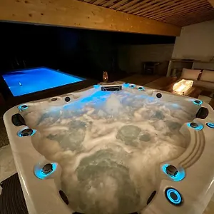 Avec Jacuzzi Et Piscine Villa Lorgues